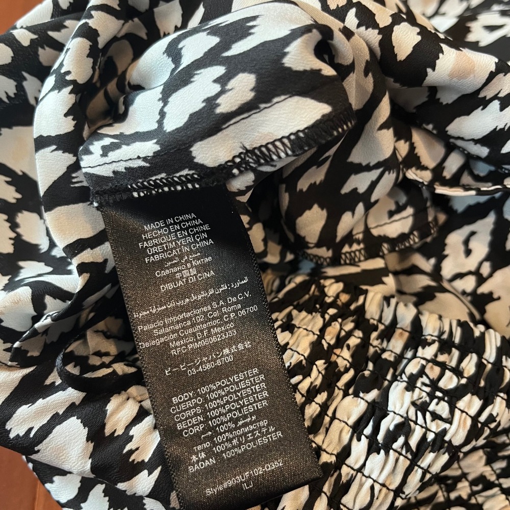 Bebe Romper Shorts One-Piece Strapless‎ Animal Print Black White Ruffle XXS 2XS - Picture 4 of 12